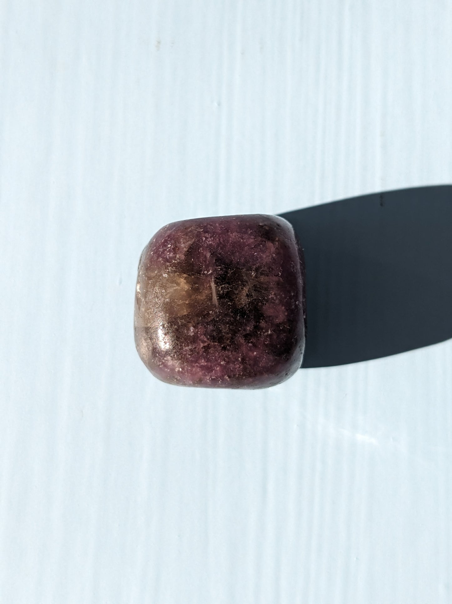 Magical Crystal to Calm the Heart and Stabilize the Flow of Your Blood